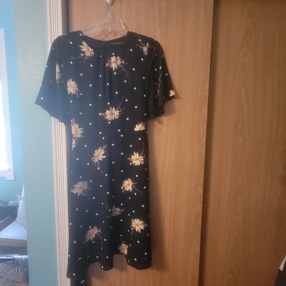 Banana Republic Factory Black Dress with Floral and Polka Dots - Picture 3 of 13